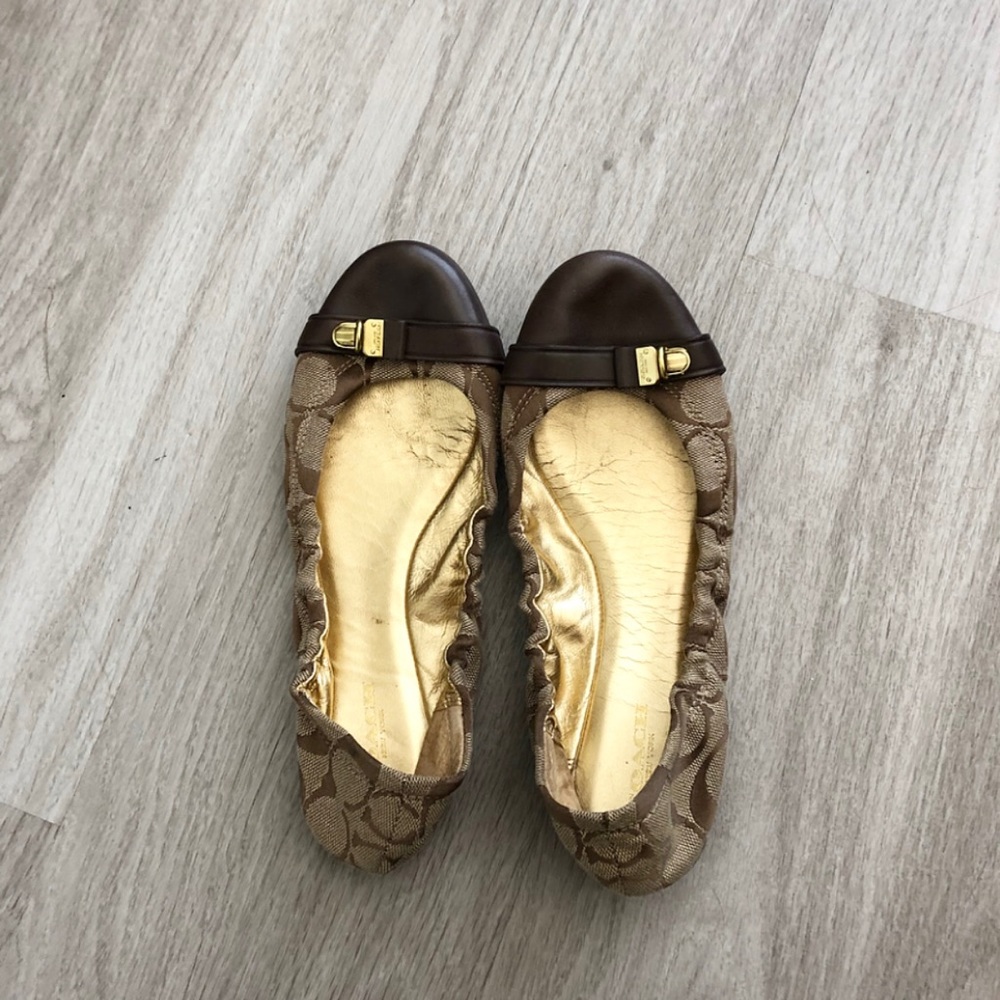 Barely worn Coach flats